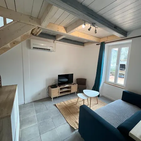 Le Petit Nid Cosy Сasa de vacaciones *